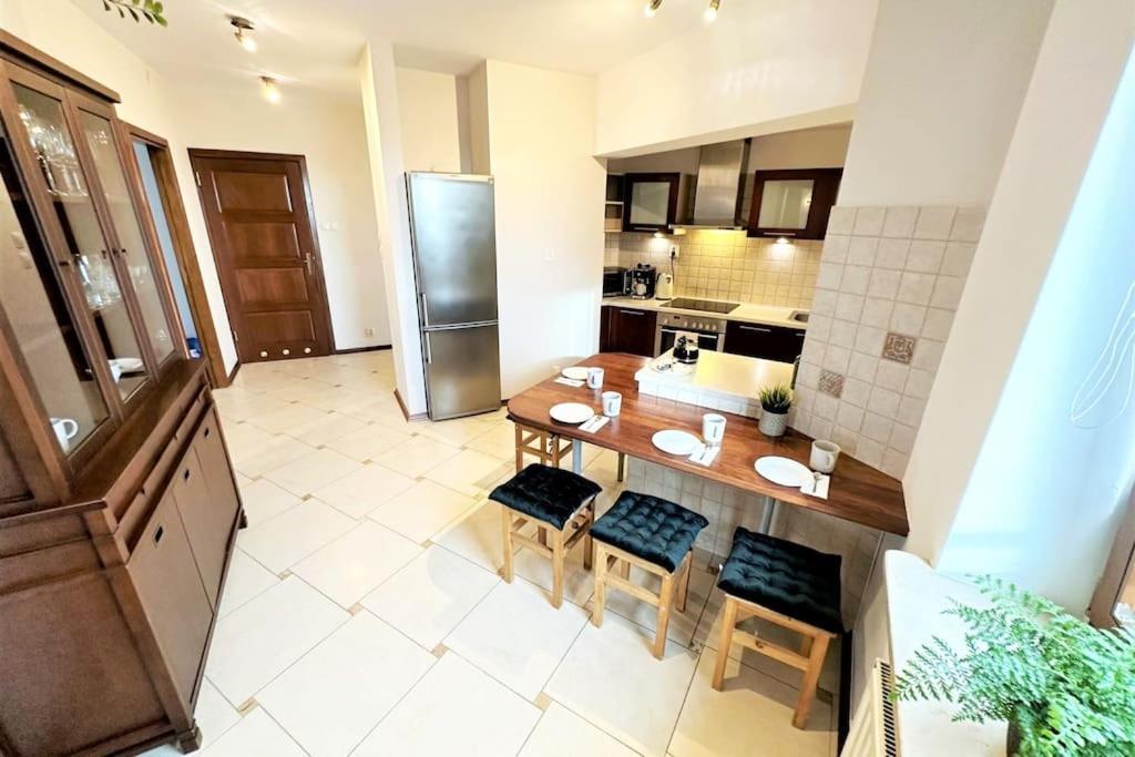 Exclusive Penthouse Near Citycenter 120M2 +Netflix 크라쿠프 외부 사진