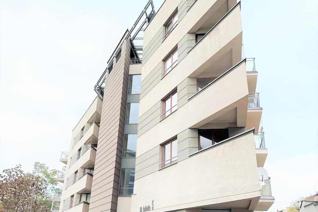 Exclusive Penthouse Near Citycenter 120M2 +Netflix 크라쿠프 외부 사진
